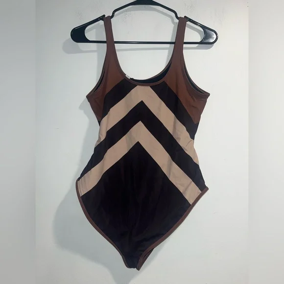 BURBERRY Cleddau Check one piece in Dark Birch/brown NWT - Picture 2 of 16